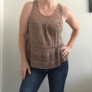 American Eagle flowy lace peasant tank